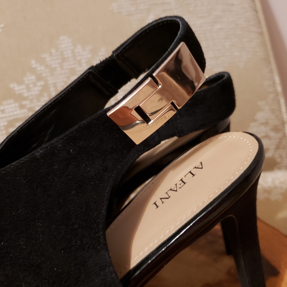 CUT-OUT PEEP-TOE SLING-BACK SUEDE HEELS - Picture 5 of 12